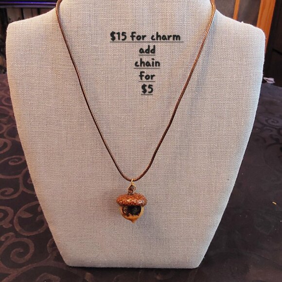 Custom made one-of-a-kind resin jewelery charms - Picture 6 of 11